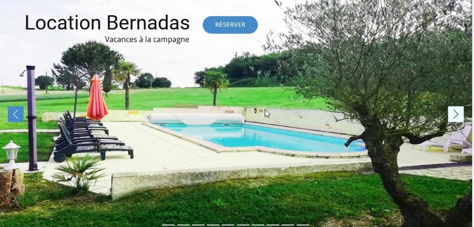Natural landscape, Garden, Garden view, Pool view, Swimming pool, sunbed
