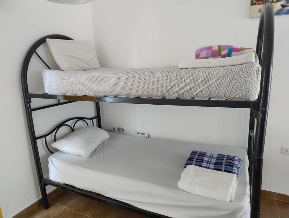 Bed, bunk bed, towels