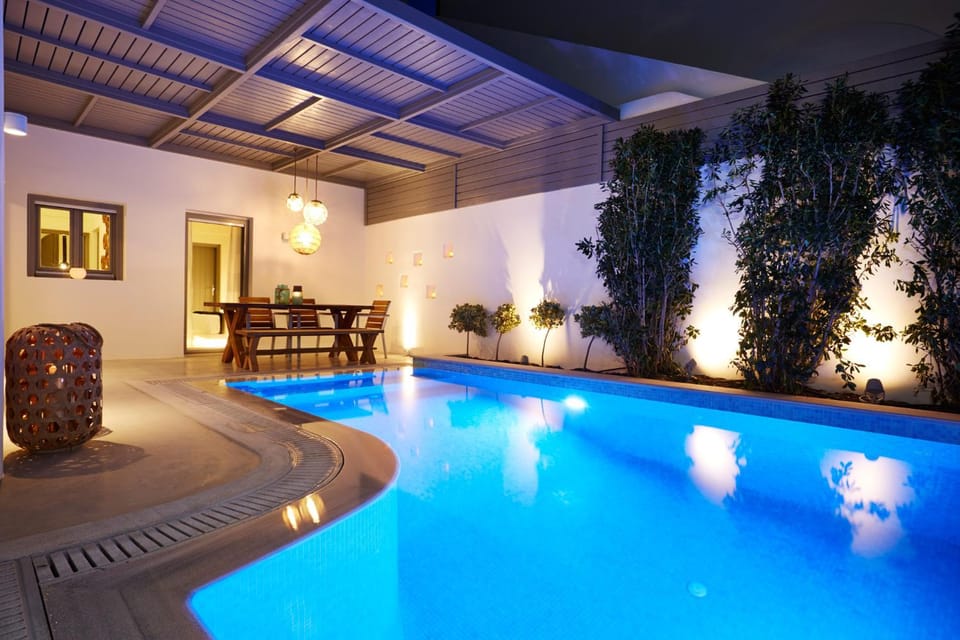 Swimming pool, Swimming pool