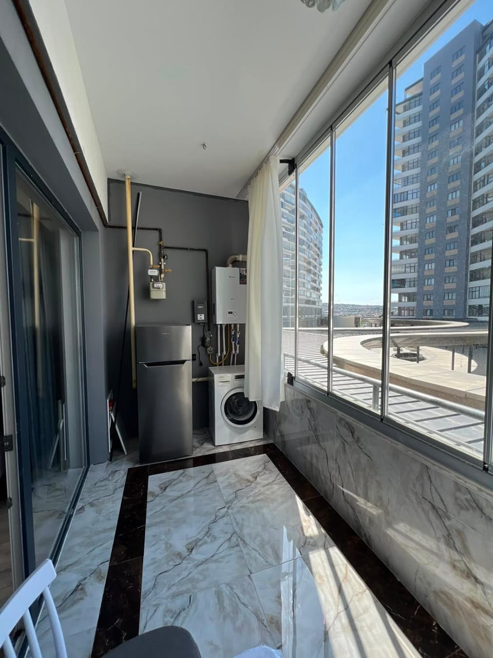 Balcony/Terrace, heating, washing machine