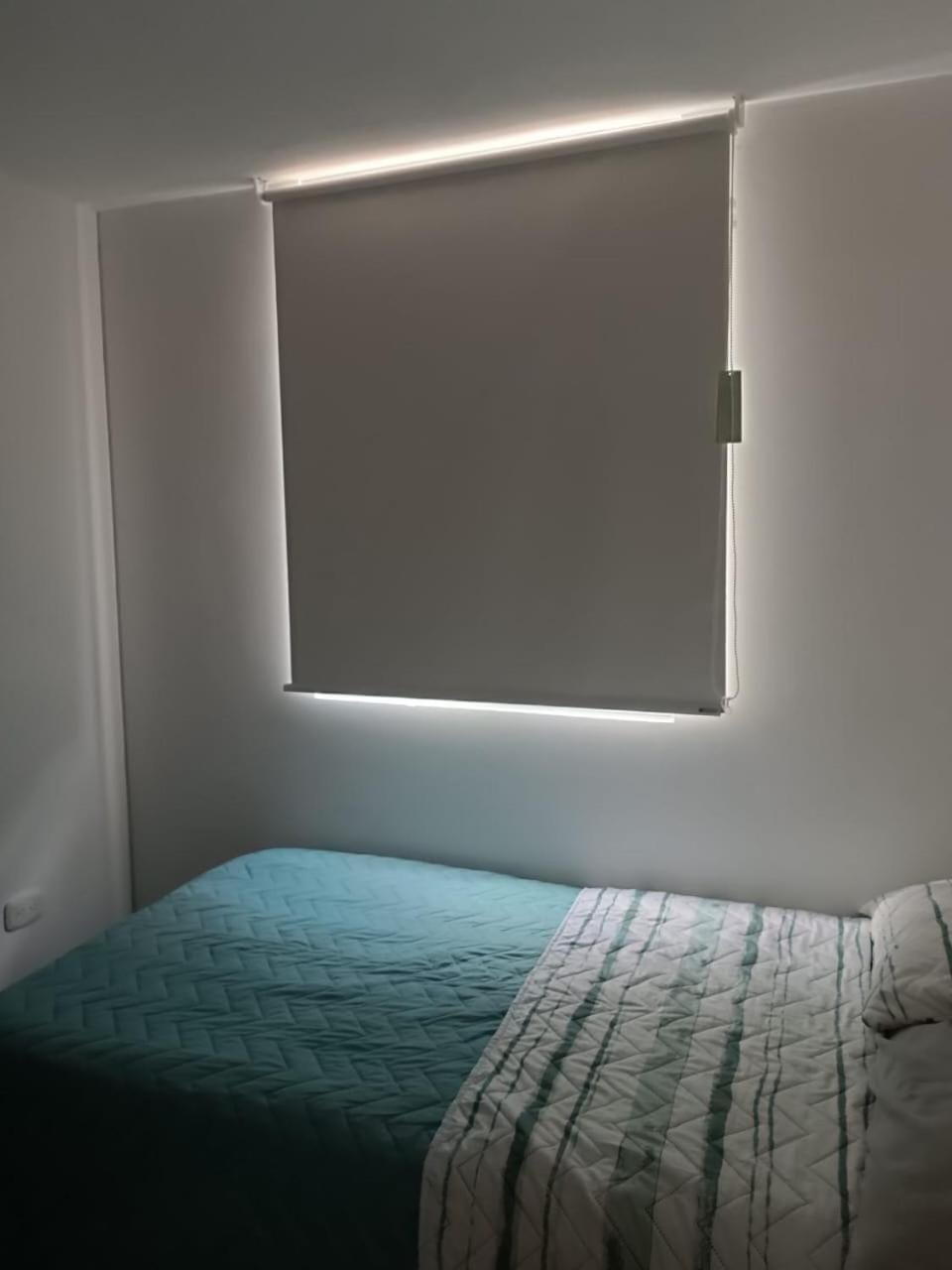 Bed, People