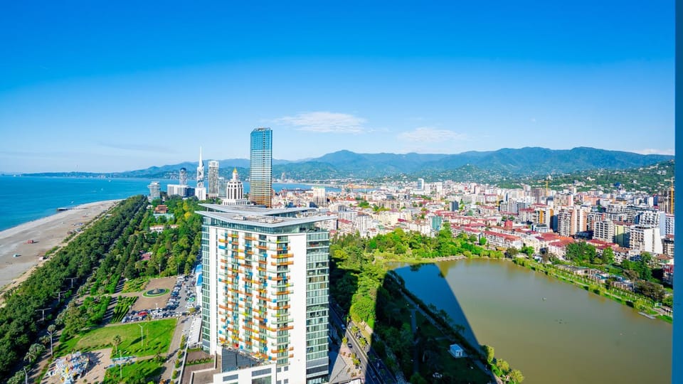 Nearby landmark, Natural landscape, Beach, City view, Lake view, Mountain view, Sea view