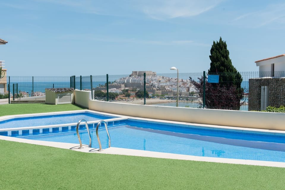 Property building, View (from property/room), City view, Landmark view, Pool view, Sea view, Swimming pool