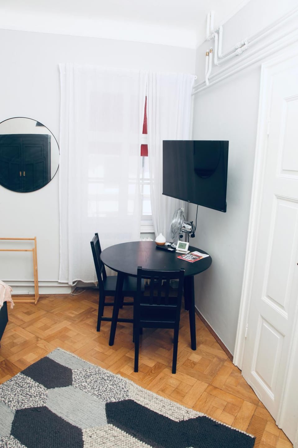 TV and multimedia, Dining area