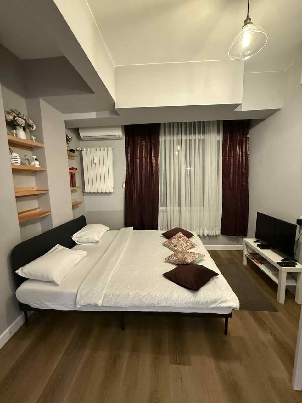 Communal lounge/ TV room, Bed