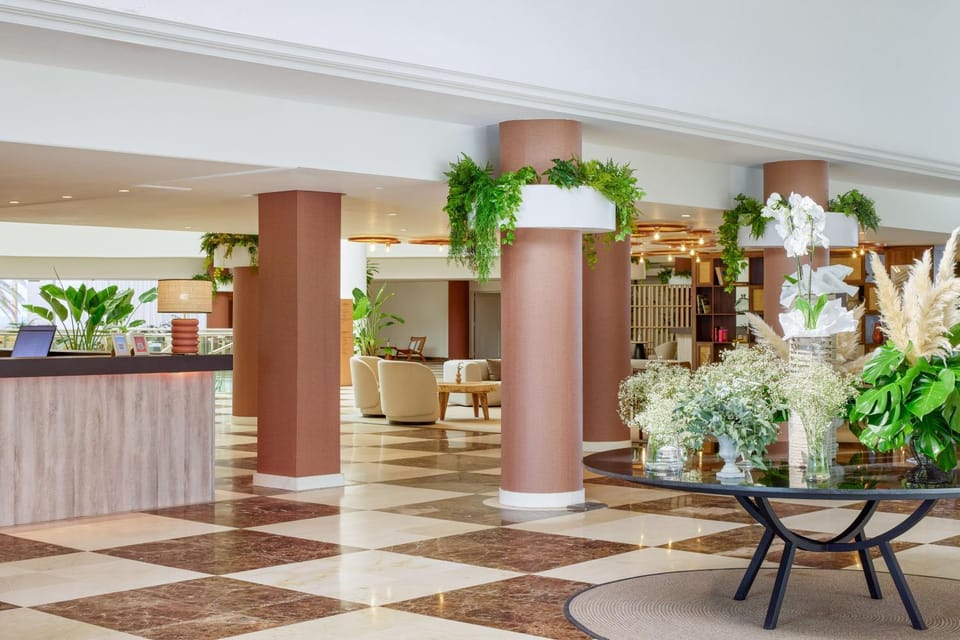 Facade/entrance, Lobby or reception
