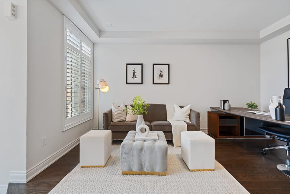 The Oakville House Apartment in Oakville