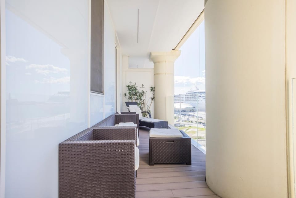 View (from property/room), Balcony/Terrace
