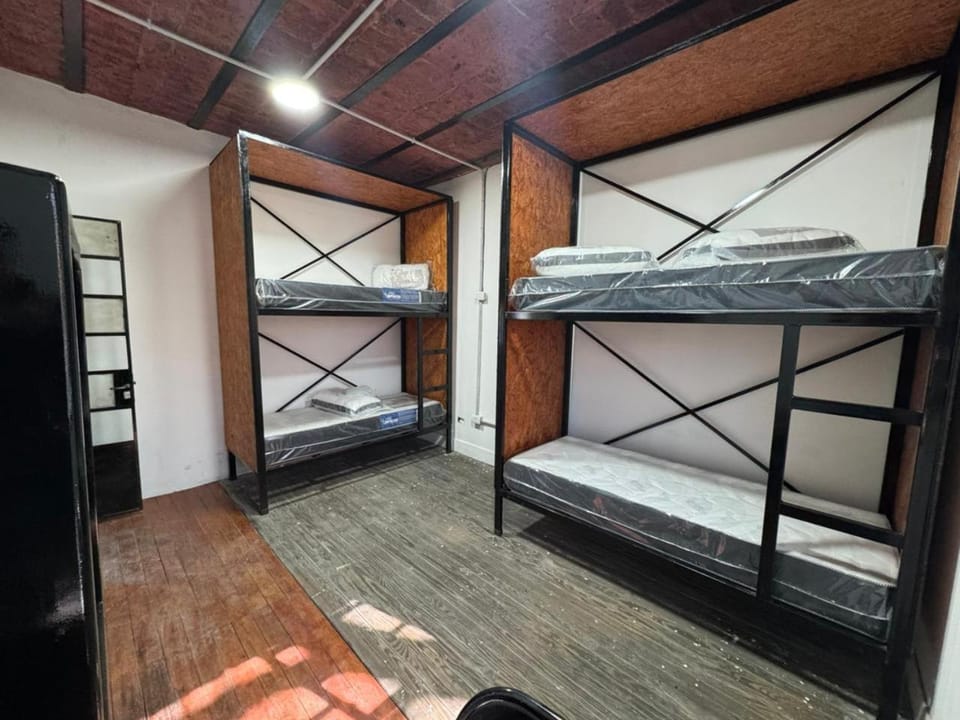 Hostel Puesto Uno Bed and Breakfast in Rosario