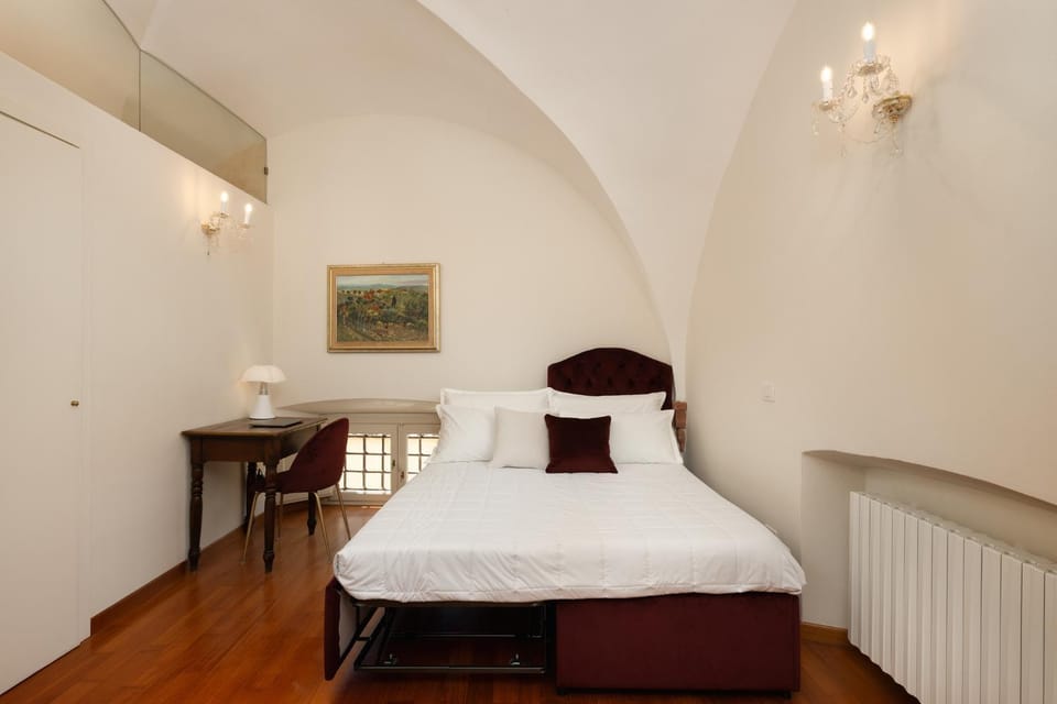 Bed, Photo of the whole room, Bedroom, internet