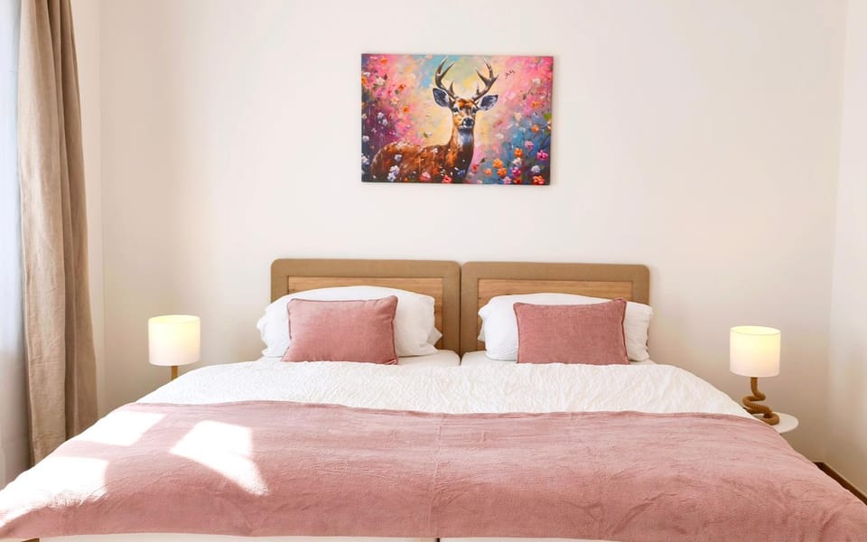 Bed, Bedroom