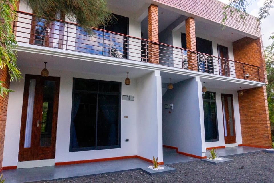 Property building, Balcony/Terrace
