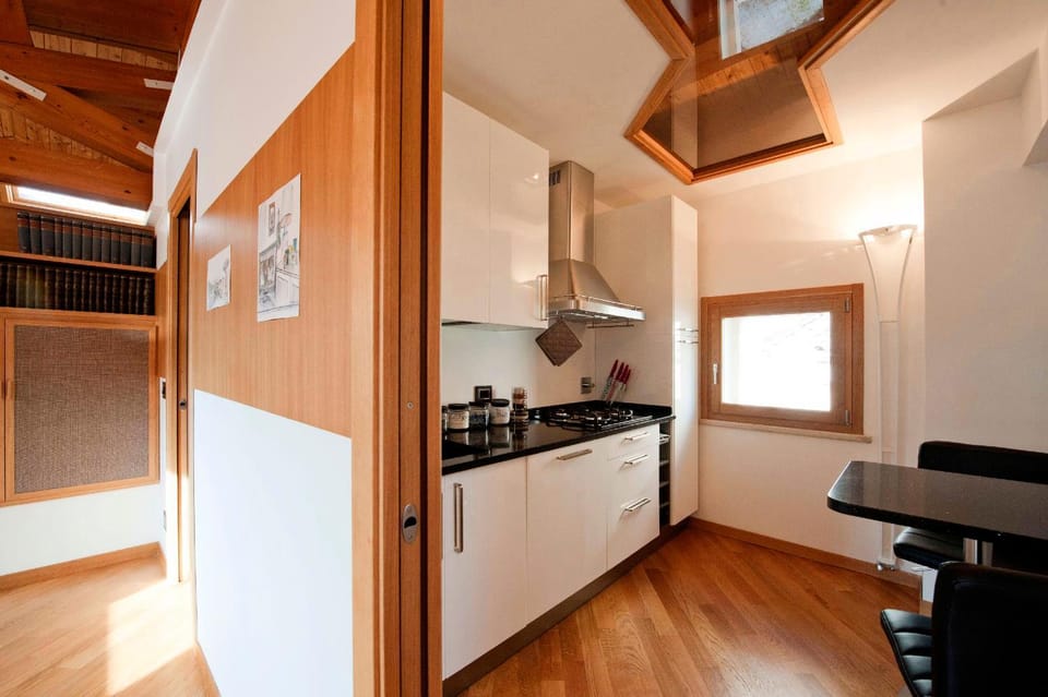 Kitchen or kitchenette, Photo of the whole room