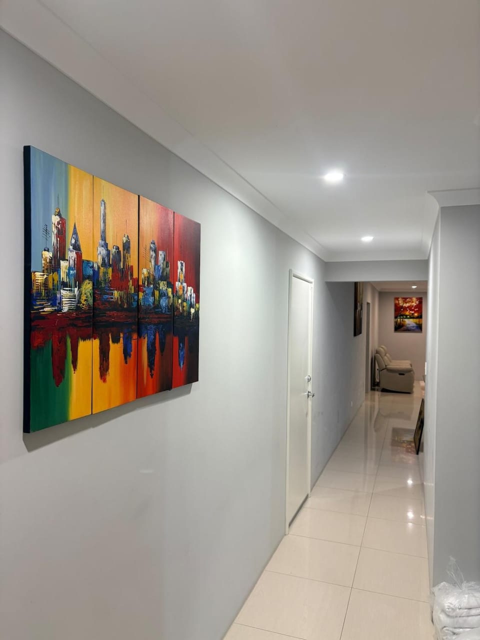 Modern Dayton Retreat near Swan Valley Perth Airport & Perth CBD House in Perth