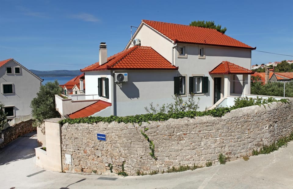 Property building, Day