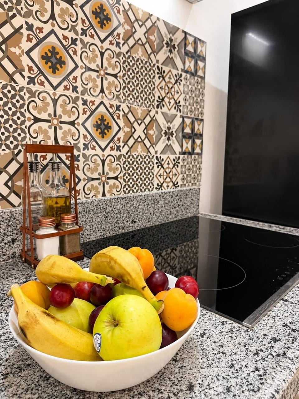 Kitchen or kitchenette, kitchen