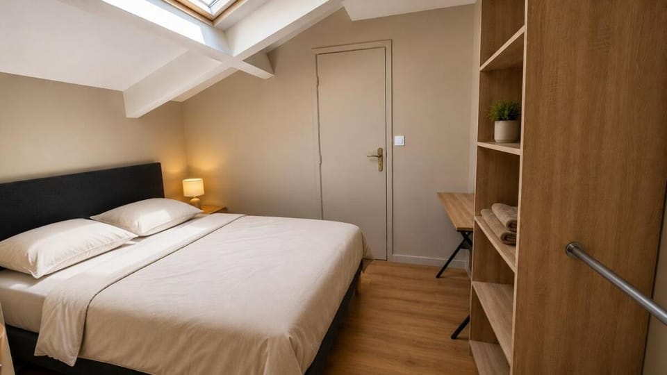 Bed, Bedroom, storage