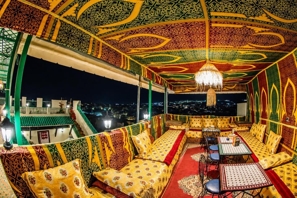 Night, Living room, Seating area