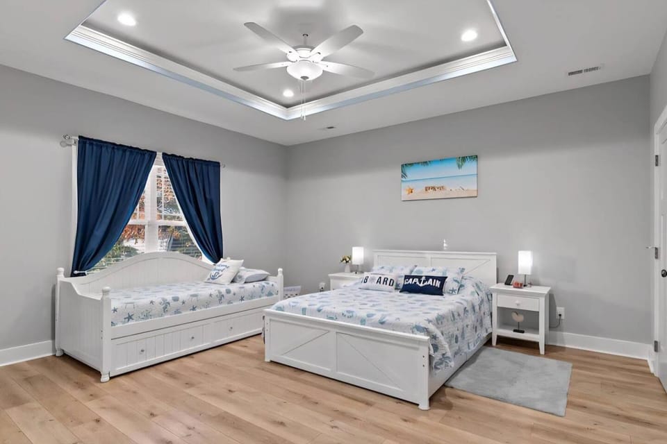 Modern Oak Island Oasis with Hot Tub & EV Charger House in Oak Island