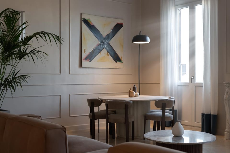 Living room, Seating area, Dining area