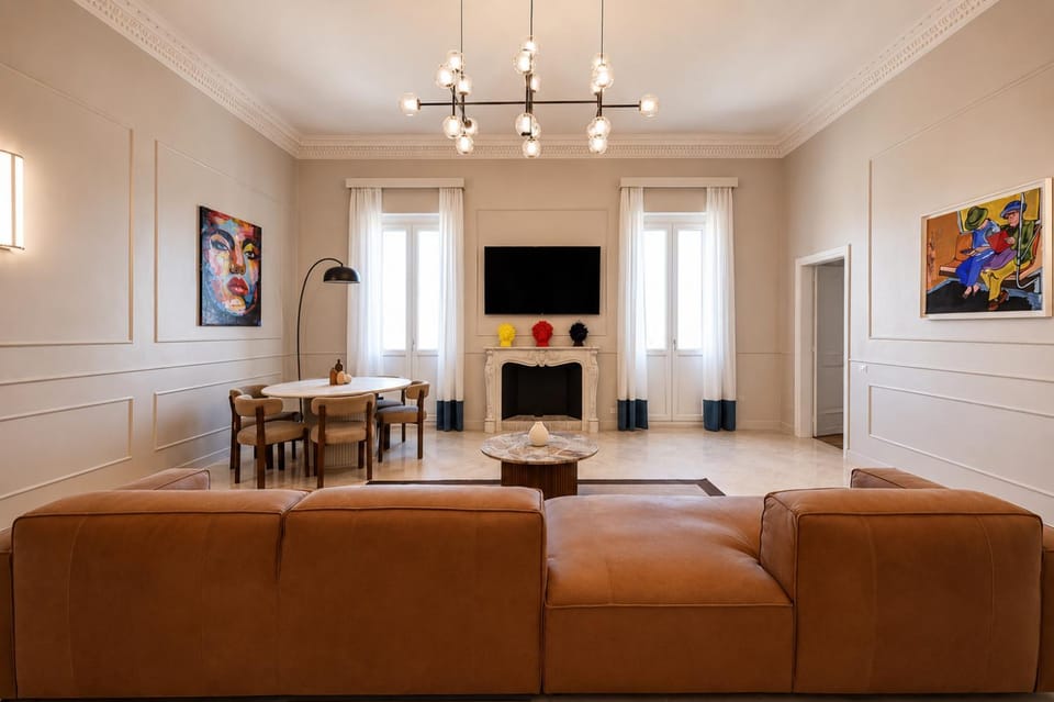 Communal lounge/ TV room, TV and multimedia, Living room, Seating area, Evening entertainment