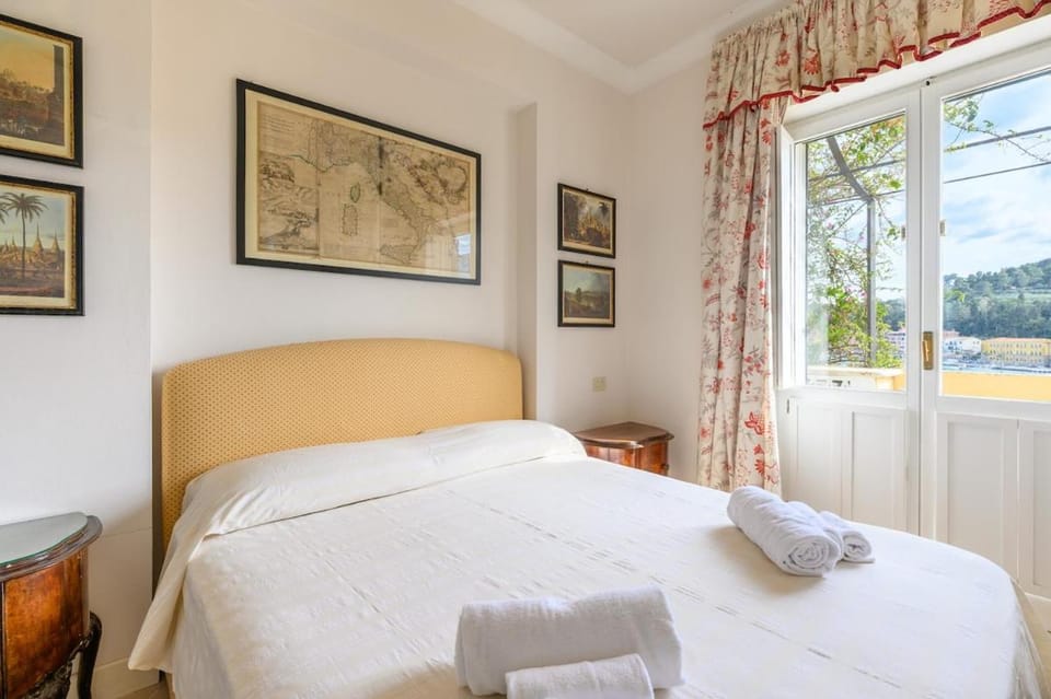 Elegante affaccio sul mare - By LinkHouses Apartment in Porto Ercole