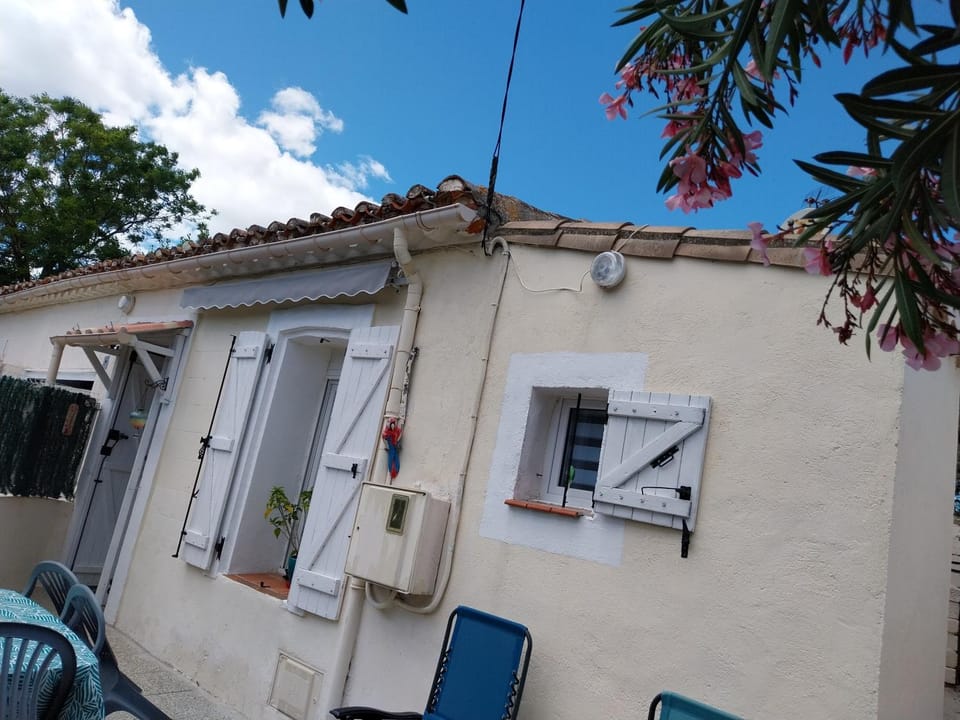 les aires 2 House in Pézenas