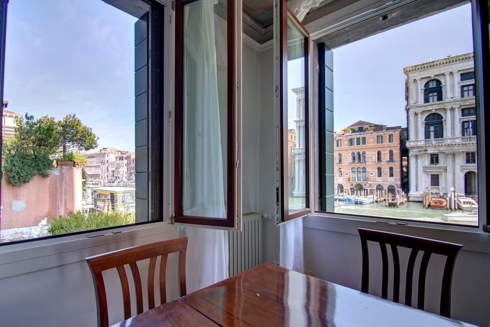 Dining area, Sea view