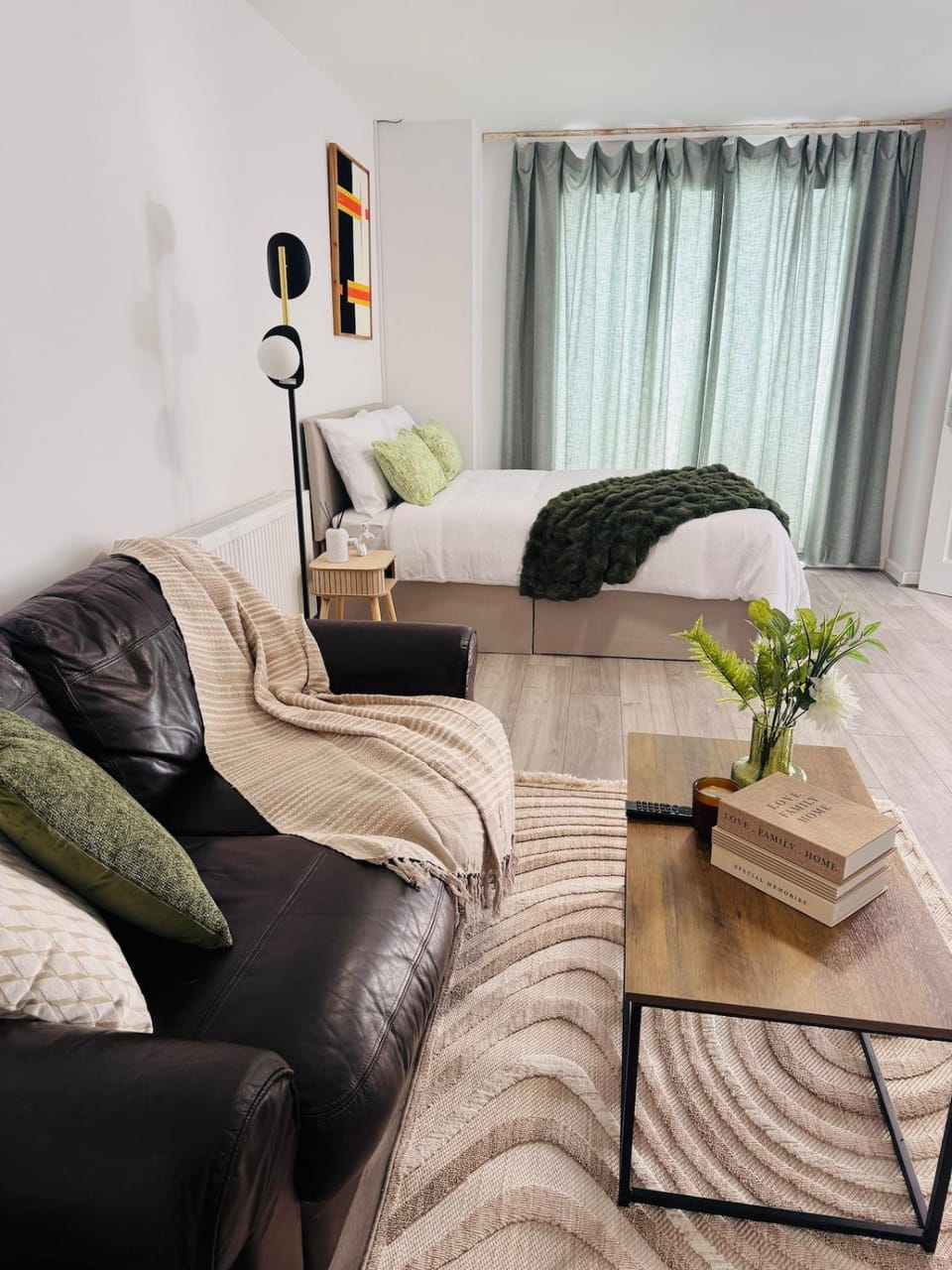 Studio Gutu Apartment in Rochester