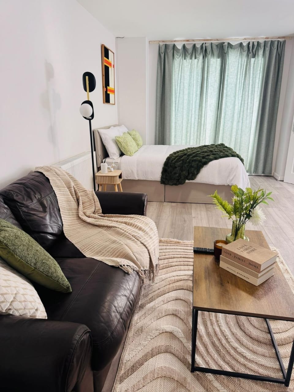 Studio Gutu Apartment in Rochester