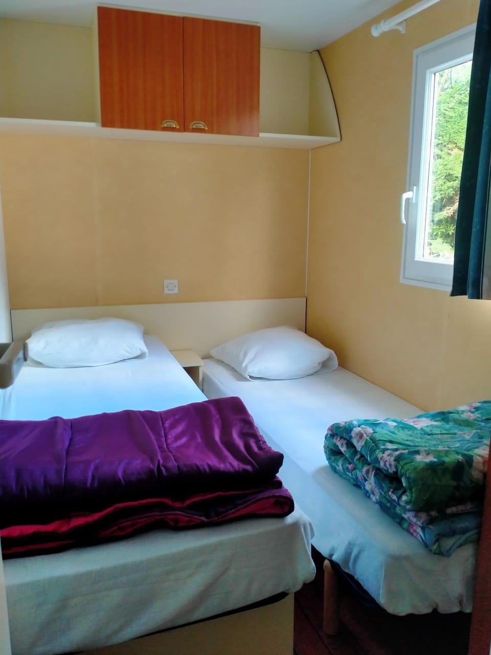 LOCATION GRAND MOBILHOME, La Cotinière - Ile d'OLERON Campground/ 
RV Resort in Nouvelle-Aquitaine