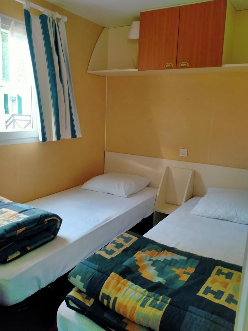 LOCATION GRAND MOBILHOME, La Cotinière - Ile d'OLERON Campground/ 
RV Resort in Nouvelle-Aquitaine