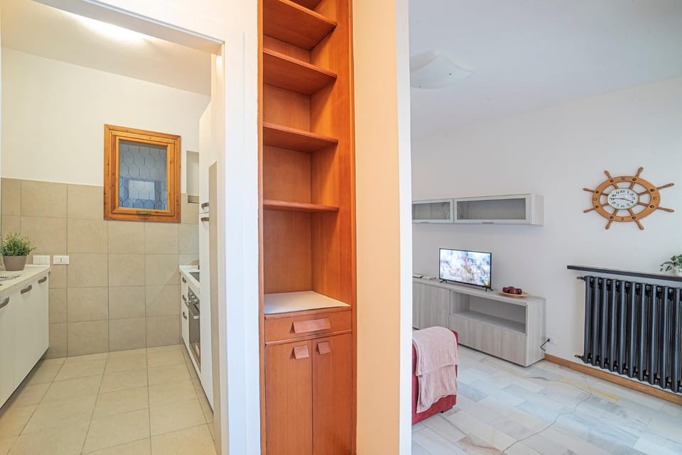 Tramontana A stone's throw from the shoreline! Apartment in Pietra Ligure