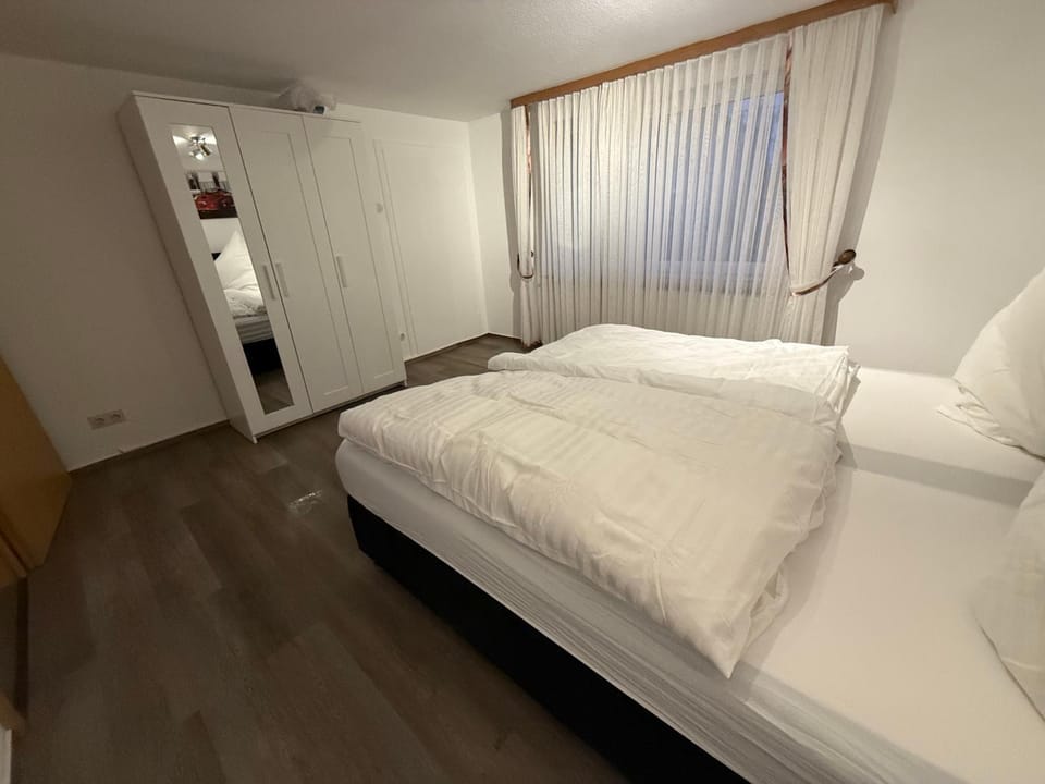 Seibel's SUITES - Wilnsdorf - Mit Terrasse und Carport Apartment in Siegen