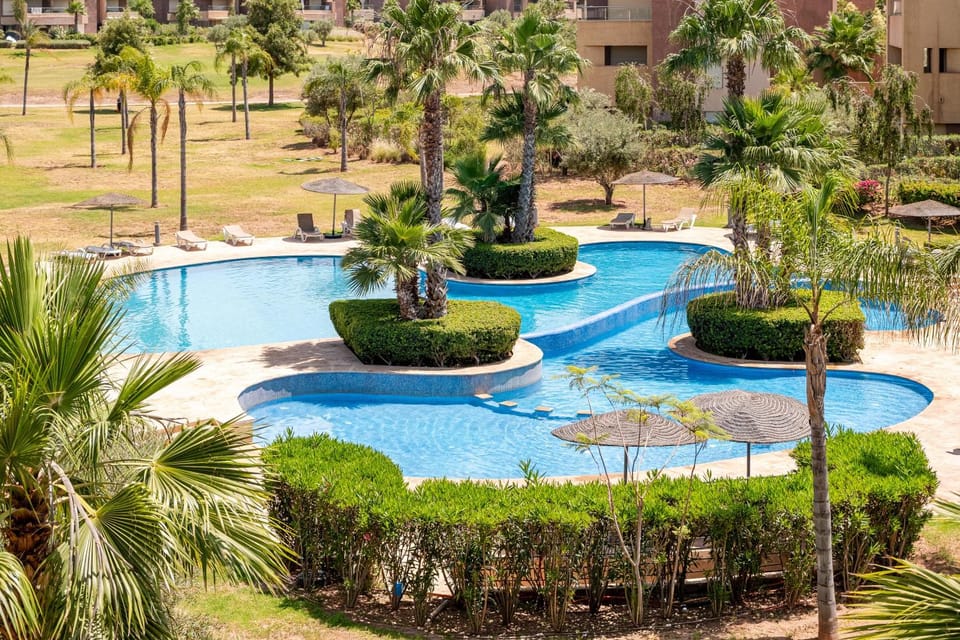 Day, Natural landscape, Pool view, Swimming pool