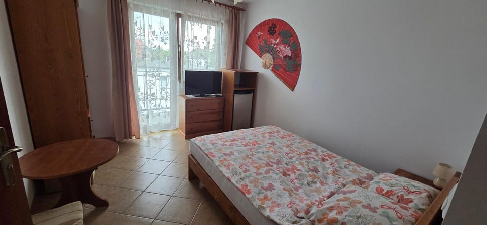 Kapitan Hook Bed and Breakfast in West Pomeranian Voivodeship, Poland