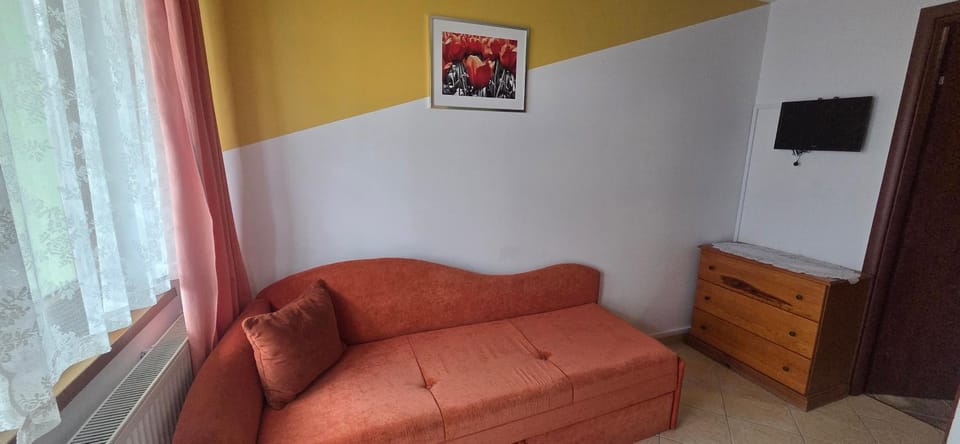 Kapitan Hook Bed and Breakfast in West Pomeranian Voivodeship, Poland
