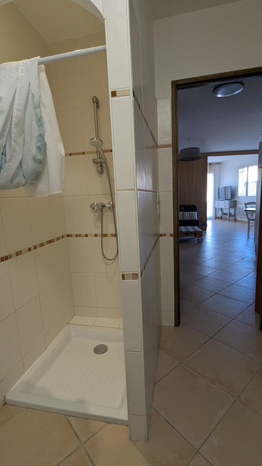 Shower, Bathroom