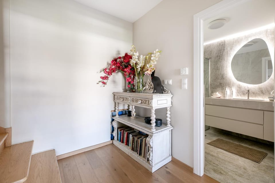 The Grand Spa Penthouse - Luxury & Comfort Apartment in South Athens