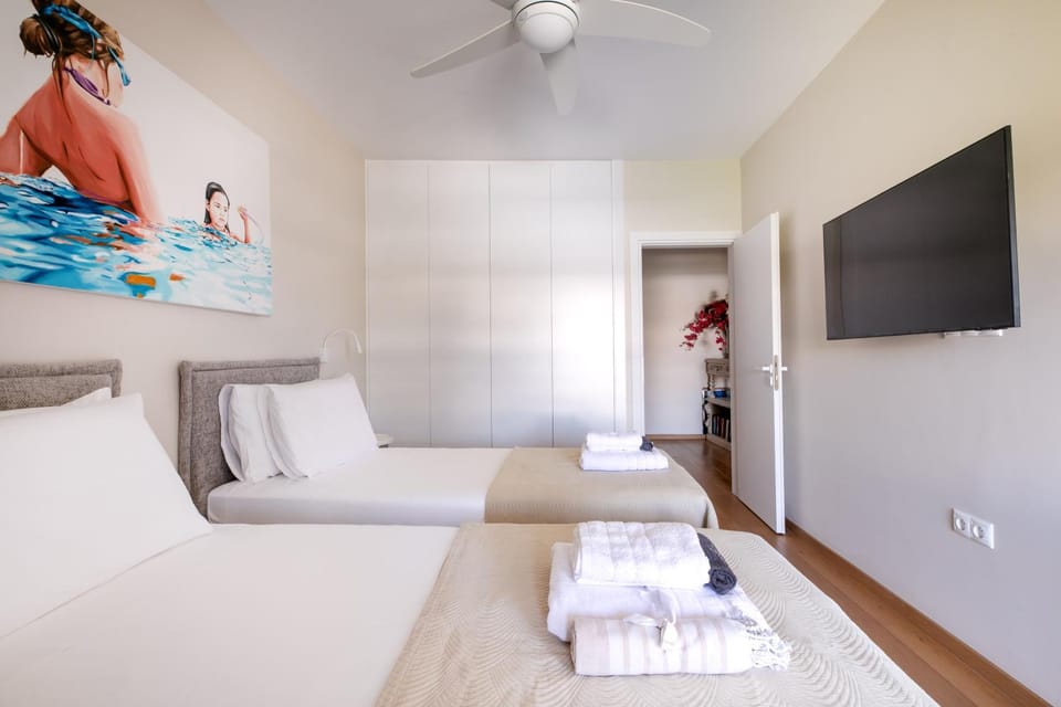 The Grand Spa Penthouse - Luxury & Comfort Apartment in South Athens