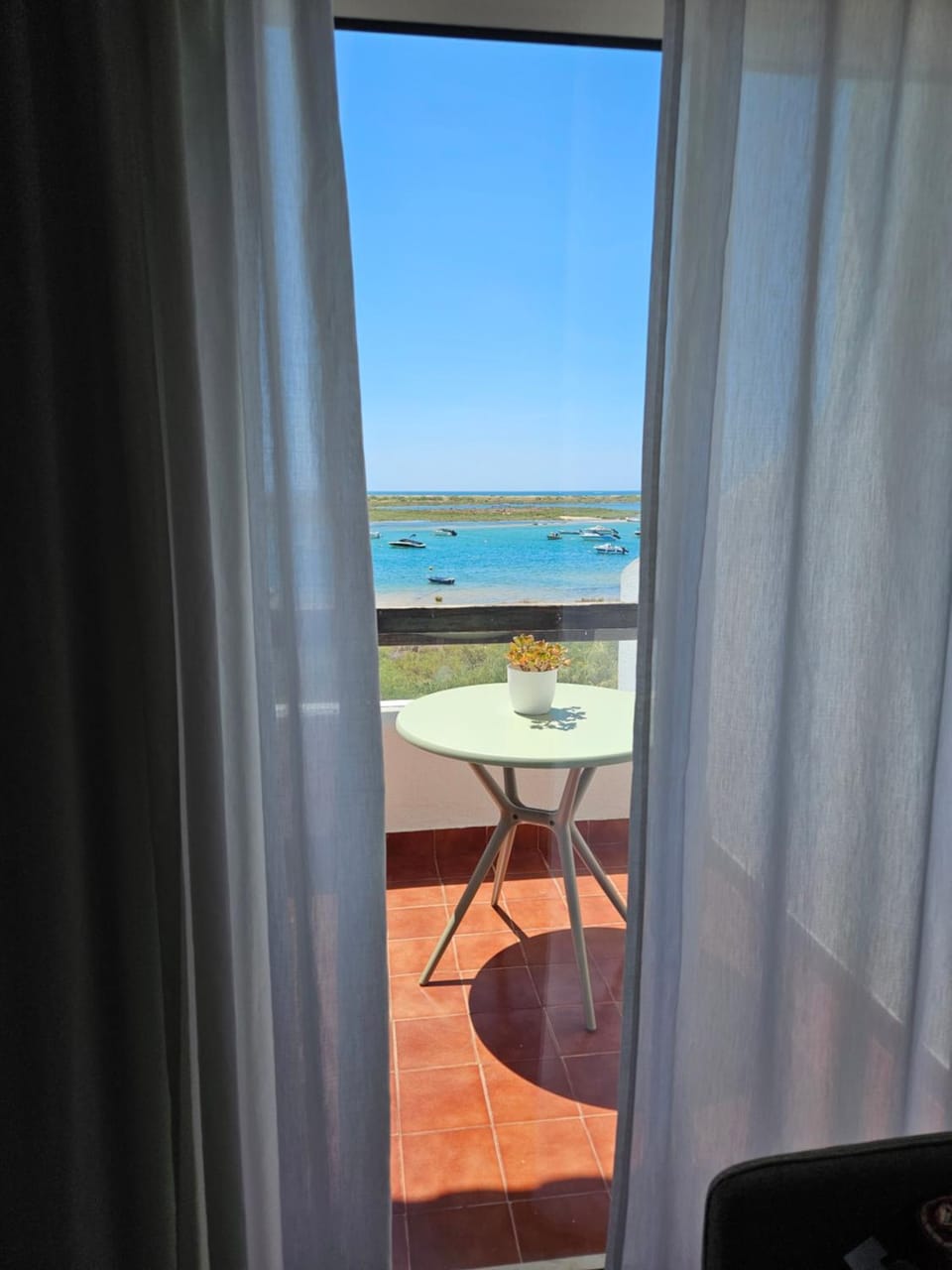 Natural landscape, Balcony/Terrace, Sea view