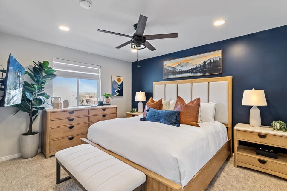 Bed, Bedroom