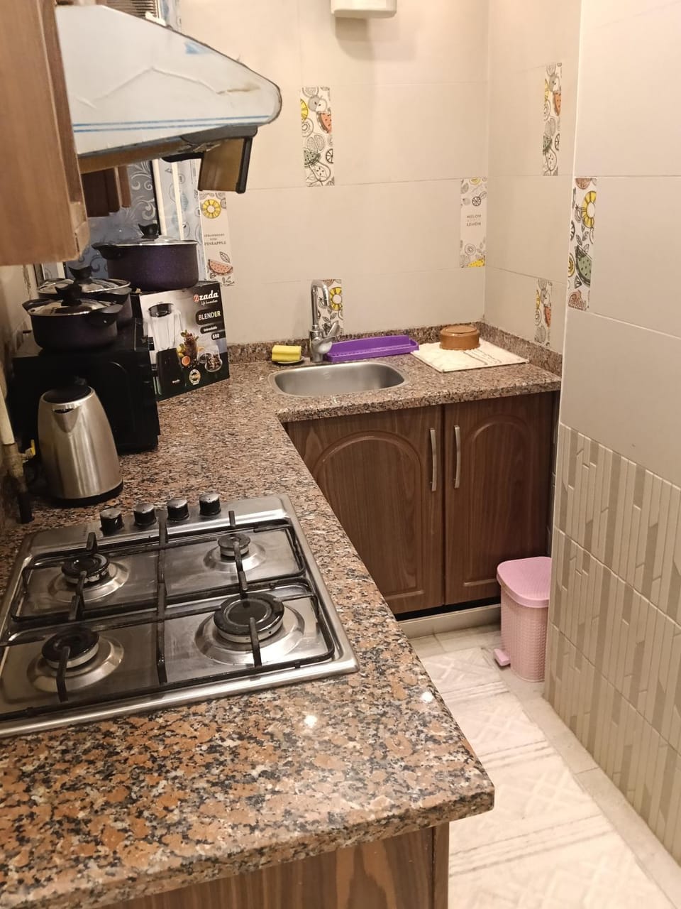 استوديو للايجار رمزا للاستقلاليه والفخامه في 7 شارع انس بن مالك تفرعاتشارعشهاب المهندسين Apartment in Egypt