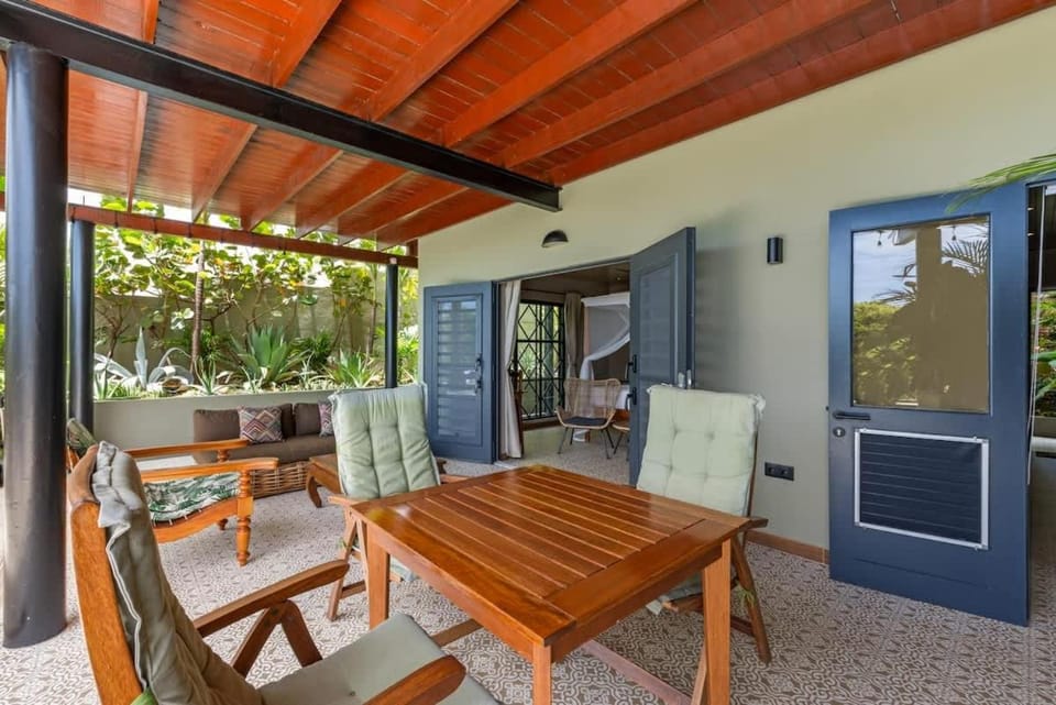 Bali Suites - The Villa a Private Paradise Villa in Jan Thiel
