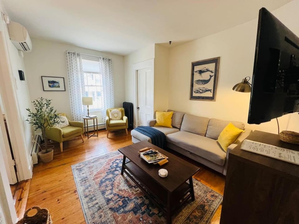 The LUXE City Oasis Apartment in South Portland