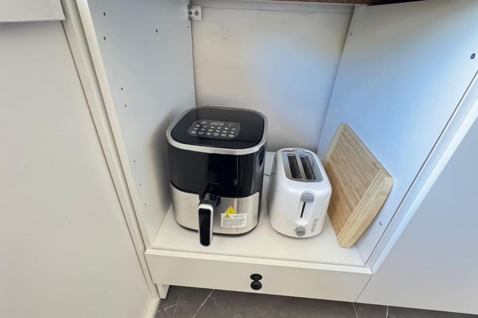 Coffee/tea facilities, Kitchen or kitchenette