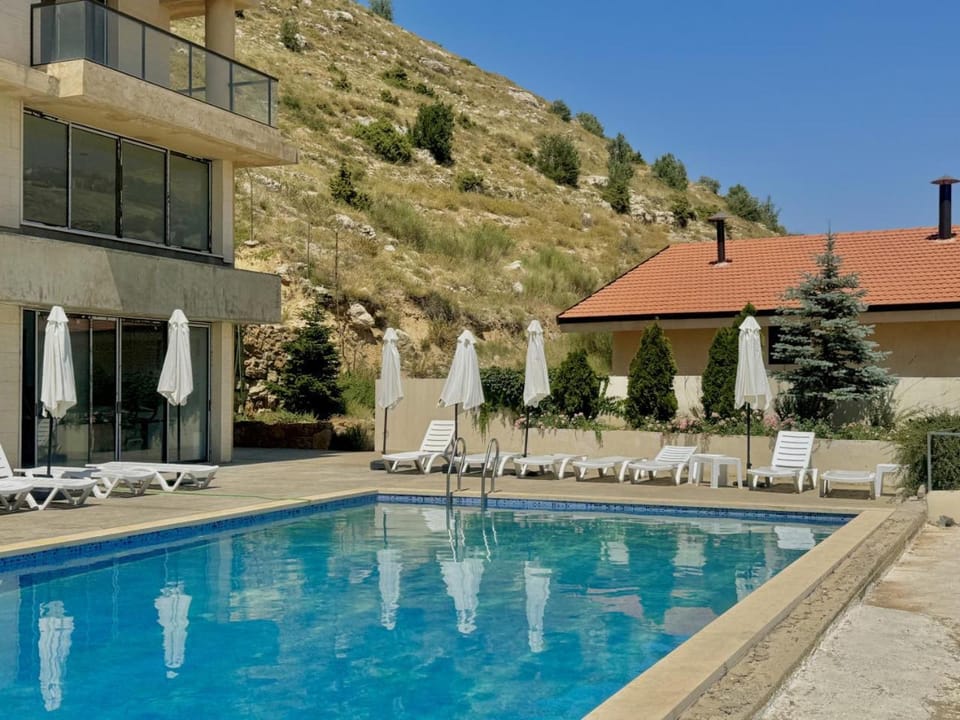 SnowCrest Apartment in Africa