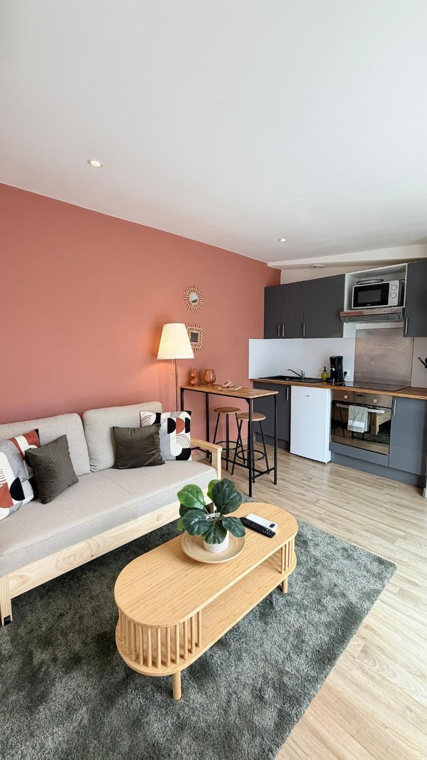 Charmante maisonnette avec jardin proche Bordeaux House in Nouvelle-Aquitaine