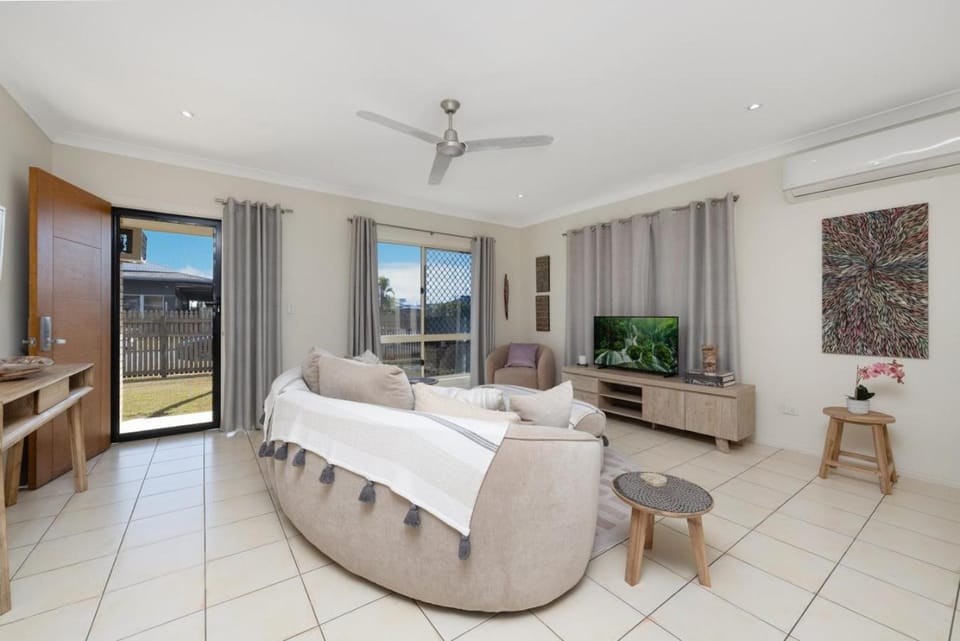 Sweet Retreat Rosslea Apartment in Queensland