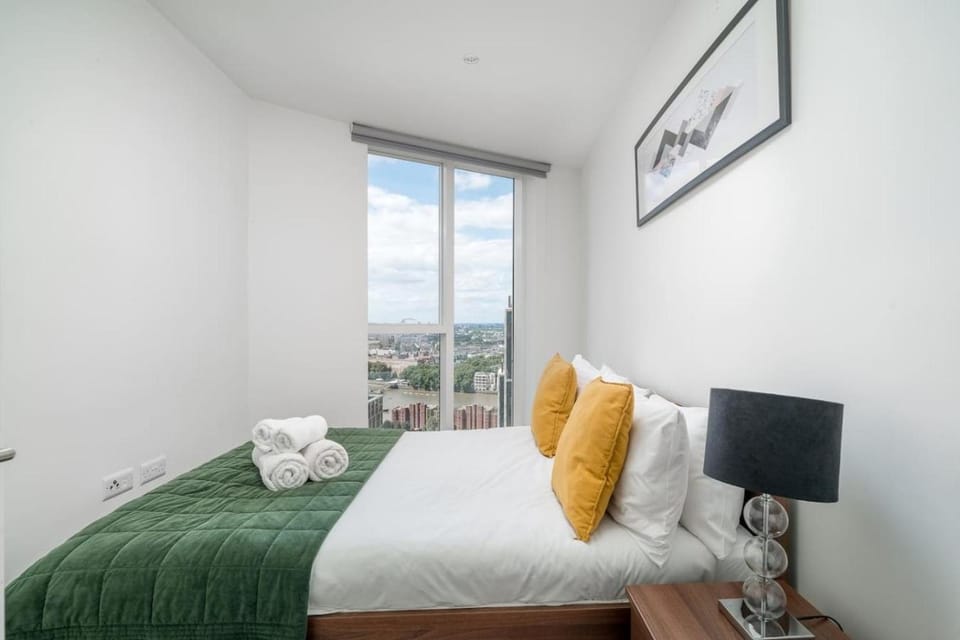 River View 2BR 2BA Central London with Gym House in London